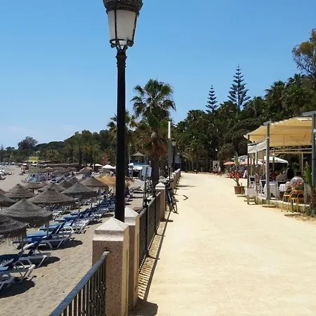 Chez Migs & Luci. Marbella. Milla De Oro. Golden Mille